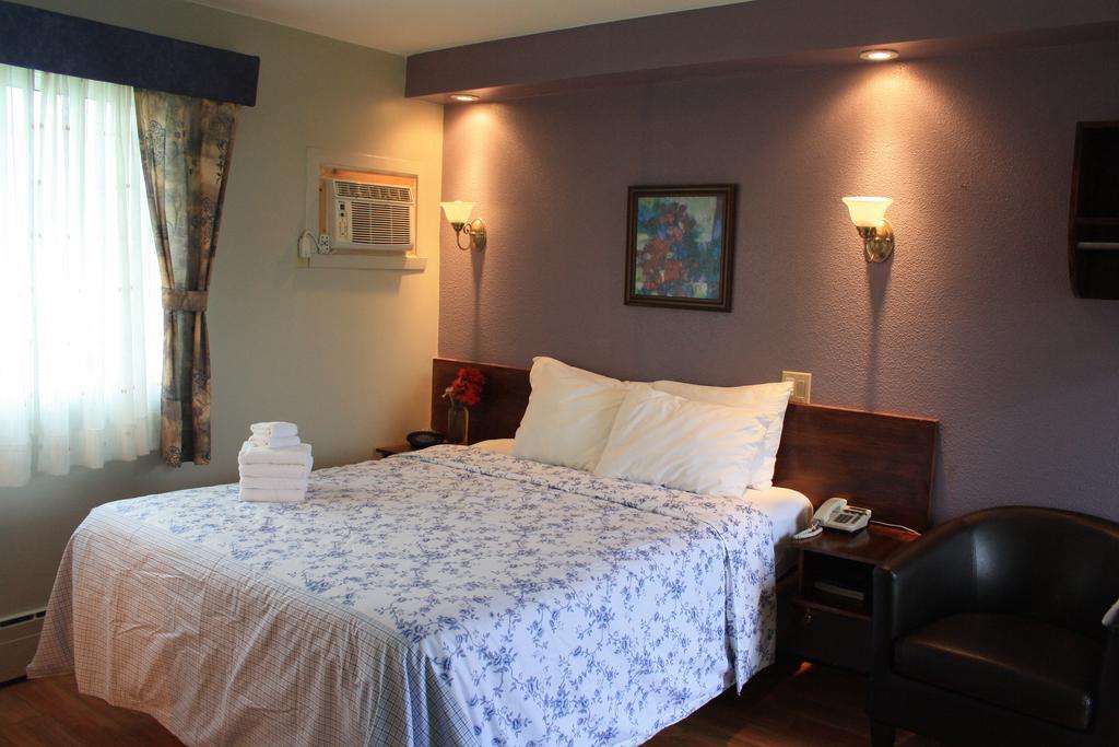 Au Doc Motel Repentigny Oda fotoğraf
